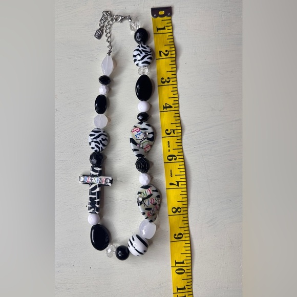 Black and White Beaded Necklace with Cross Pendant - Picture 3 of 3